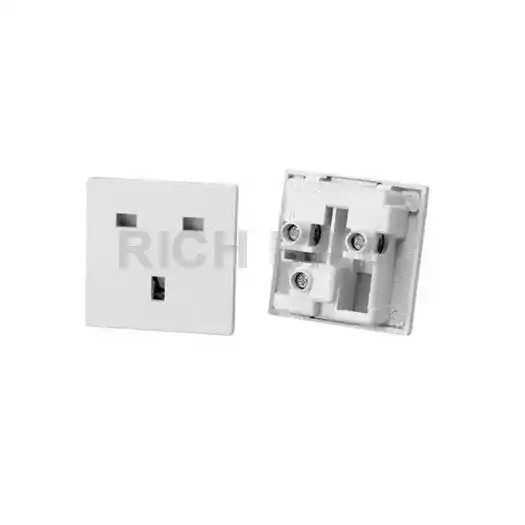UK / British / Tee  Socket Outlet, 50X50, 45X45
